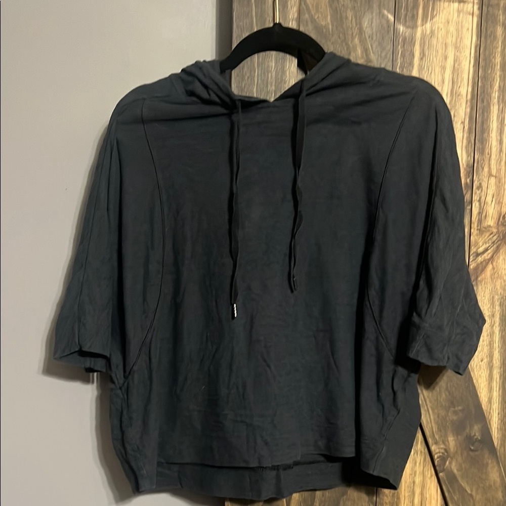 Under Armour Dark Hoodie